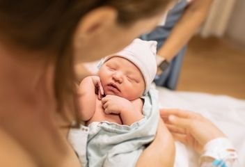 newborn neonatal care